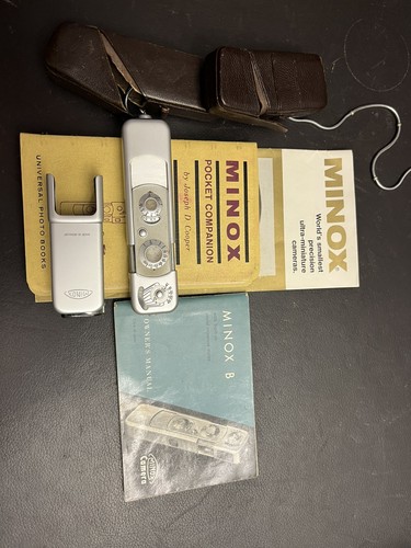 Minox fotocamera in - b,