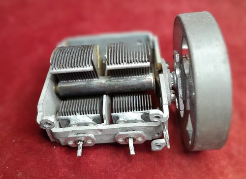 Condensatore variabile 2 - condensatore, a
