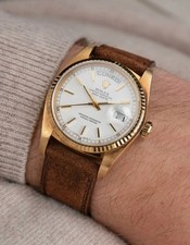 Cinturino in pelle fatto a