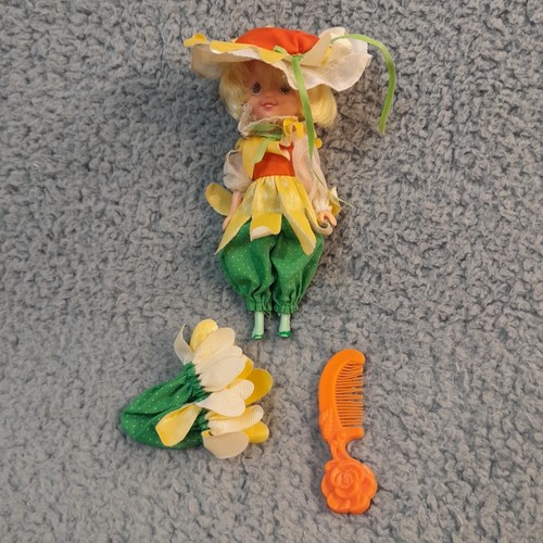Vintage rose petal place sunny - rose,