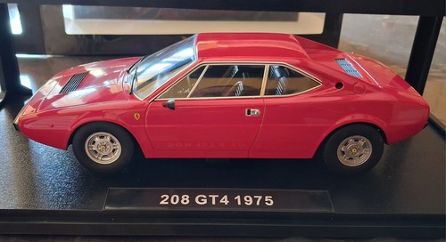 Scale ferrari 208 gt4 1975 - ferrari,