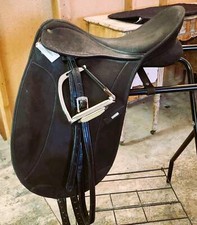 18" Wintec Pro Dressage