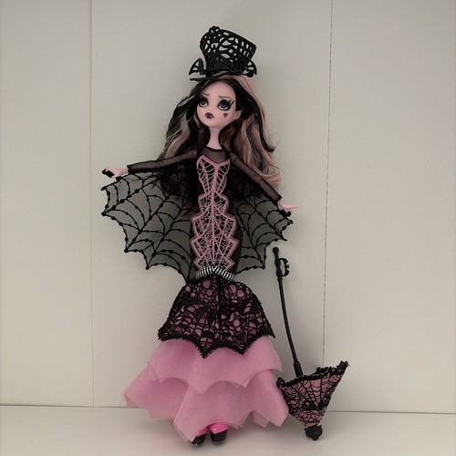 Monster high draculaura 2015 - high,