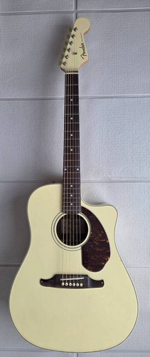 04253 fender sonoran - fender,