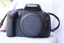 Canon 600D in ottimo stato 7.920 scatti