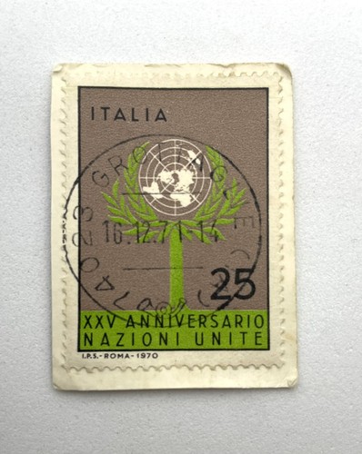 Francobollo italia repubblica - italia,