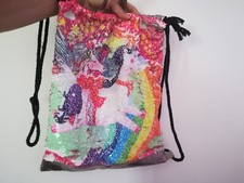 Zainetto unicorno con lacci da spalla profondità 40 cm circa disegno 