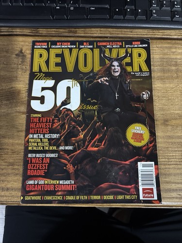 Revolver magazine november - magazine,