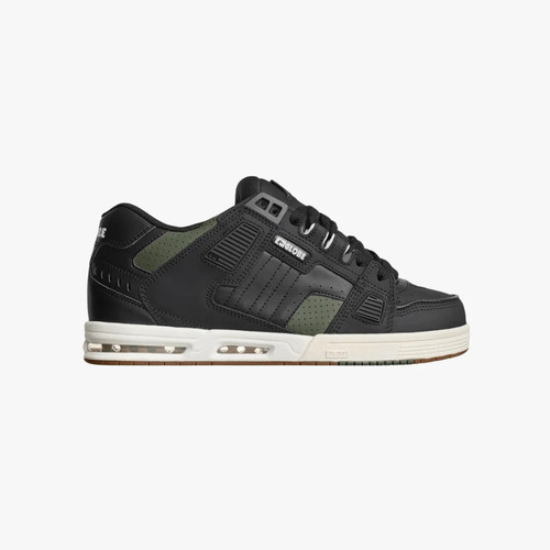 Sneakers globe sabre black - sabre,