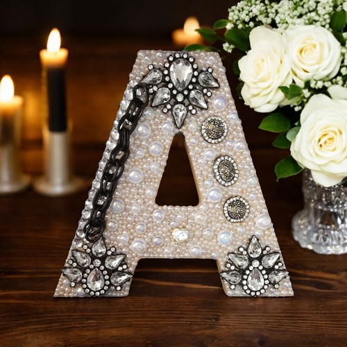 Lettera monogramma - a,
