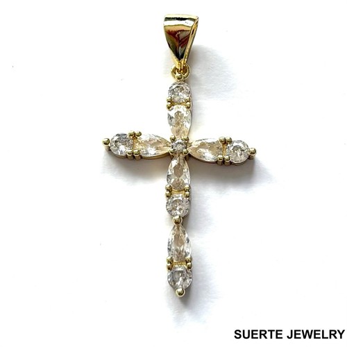 Collana con ciondolo croce