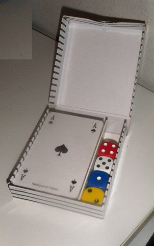 Mazzo carte 4 - dadi, in