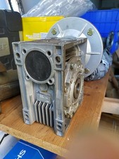 RIDUTTORE NMRV 75 Rapporto 1:100 - MOTOVARIO