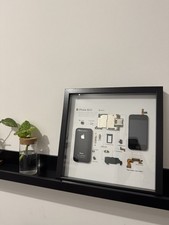 Quadro Apple iPhone 3GS Smontato – Arte Tech | Cornice nera | design unico