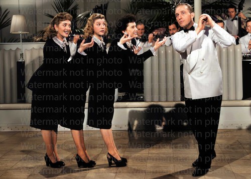 The andrews sisters - andrews,
