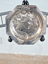 Antico vassoio da portata