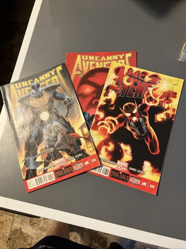 Lotto fumetti uncanny - uncanny, avengers