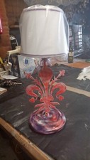 Lampada da tavolo con logo