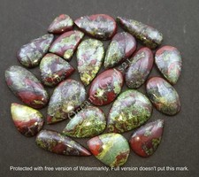 Cabochon di diaspro sangue di