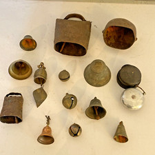 Lotto di 14 Campanelle in ottone E Ferro Campane antiche Collezione