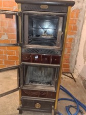 Stufa A Legna In Buone Condizioni