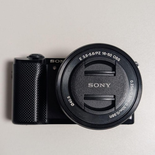 Fotocamera digitale reflex