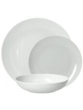 Servizio di piatti bianchi