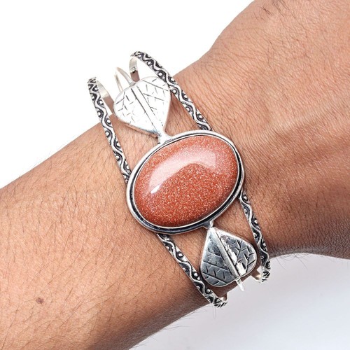 Bracciali braccialetti fatti - , a