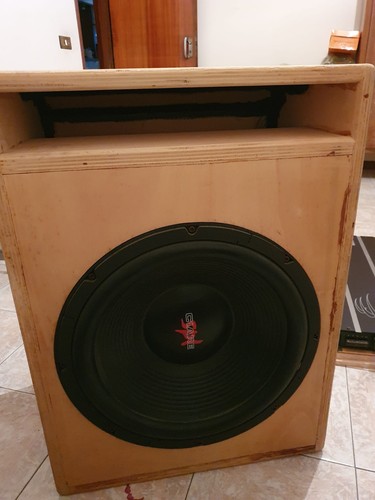 Subwoofer auto - subwoofer,