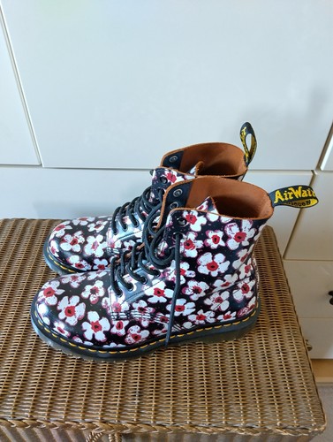 Stivali martens taglia 6 - dr,