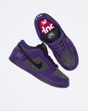 Supreme x Nike SB Dunk Low