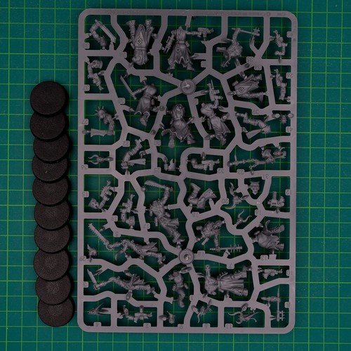 Chaos space marines - space,