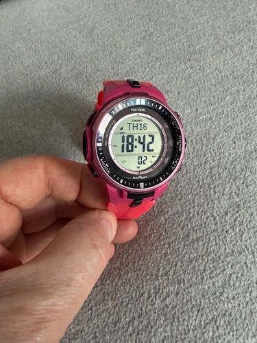 Casio pro trek prw - prw-3000, rosa
