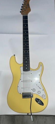 Eko 300 cream chitarra - s-300,