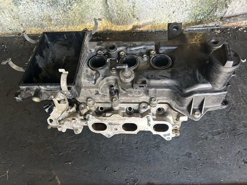 Testata motore toyota yaris - toyota,