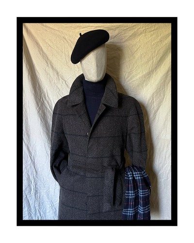 Uno splendido cappotto - , raglan