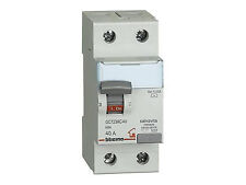 BTICINO GC723AC40 INTERRUTTORE DIFFERENZIALE PURO 40A SALVAVITA TIPO AC 2M 30MA