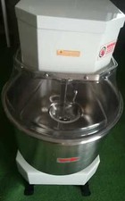 IMPASTATRICE PROFESSIONALE PER PANE E PIZZA - CAPACITA' IMPASTO KG 10