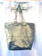 Borsa a tracolla Jennifer Lopez B.N.W.T (coperture protettive)platino doppio manico 