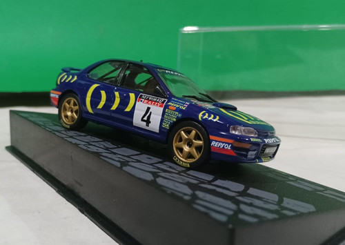 Modellini rally subaru - 1/43,