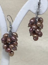 ORECCHINI A GRAPPOLO IN PERLINE DI FIUME COLOR TABACCO E AGO VITTORIANO