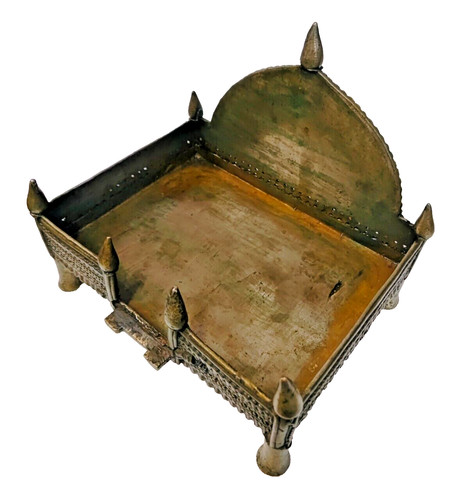 Rara vecchia sedia sacra