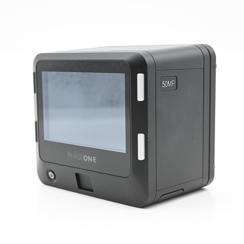 Phase one iq3 digital back - one,