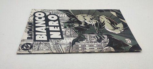 Batman bianco nero 1 - &, n.