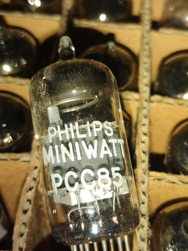 Valvola philips miniwatt pcc - valvola,