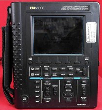 Tektronix THS720 Oscilloscopio, Portatile, 100MHz, 2CH, 500MSa/s