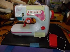 Rara macchina da cucire