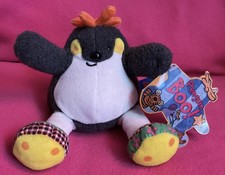 Peluche morbido Born To Play Where’s Boo Pinguino Boo nero bianco etichetta 5-7”