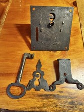 Serratura porta medievale