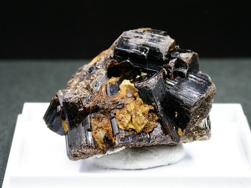 Vésuvianite alchuri - vÉsuvianite,
